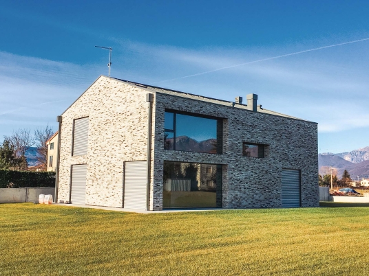 Casa Moderna